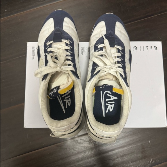 Size 11.5 - Nike Air Max Pre-Day Obsidian Light Bone - Picture 4 of 6